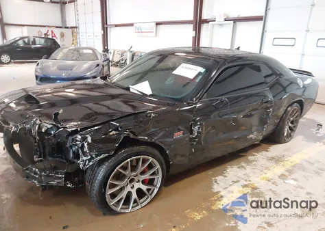 2016 Dodge Challenger Srt 392 z USA, uszkodzony, nr VIN 2C3CDZDJ1GH289747